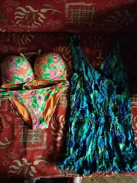 Купальник роздільний (ліфчик з пушап) і майка-накидка на резинці