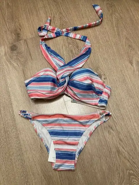 Купальник новий H&M р.34