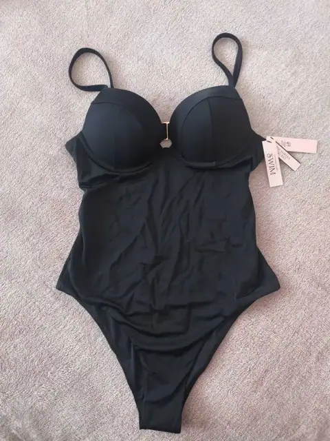 Купальник Victoria's secret
