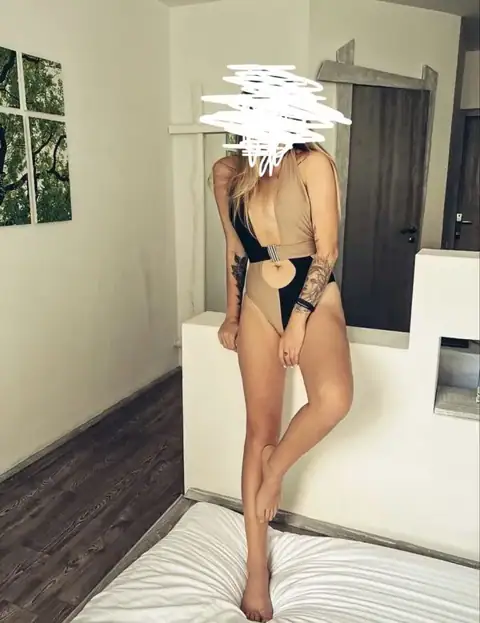 Суцільний купальник — фото 3